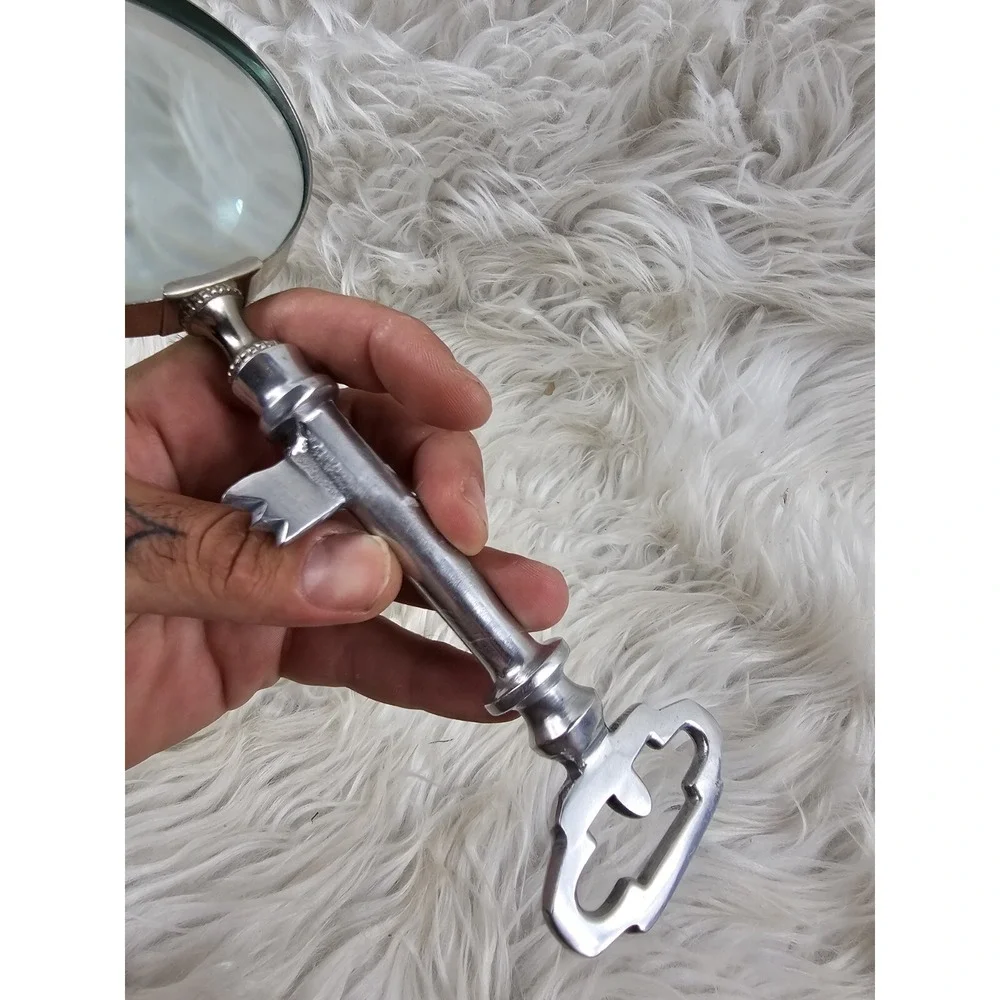 Rare Vintage Magnifying Glass Large Decorative Handheld Magnifier Keyring Handle